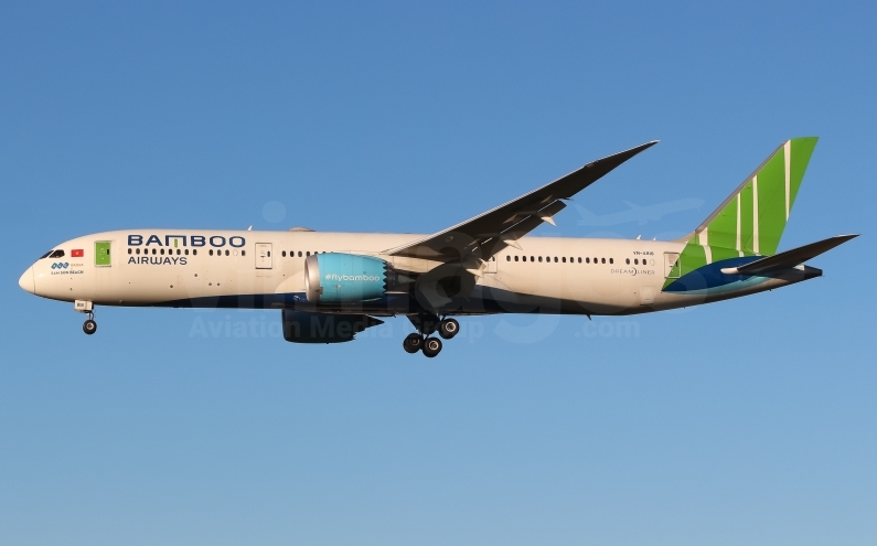 Bamboo Airways Boeing 787-9 Dreamliner VN-A818