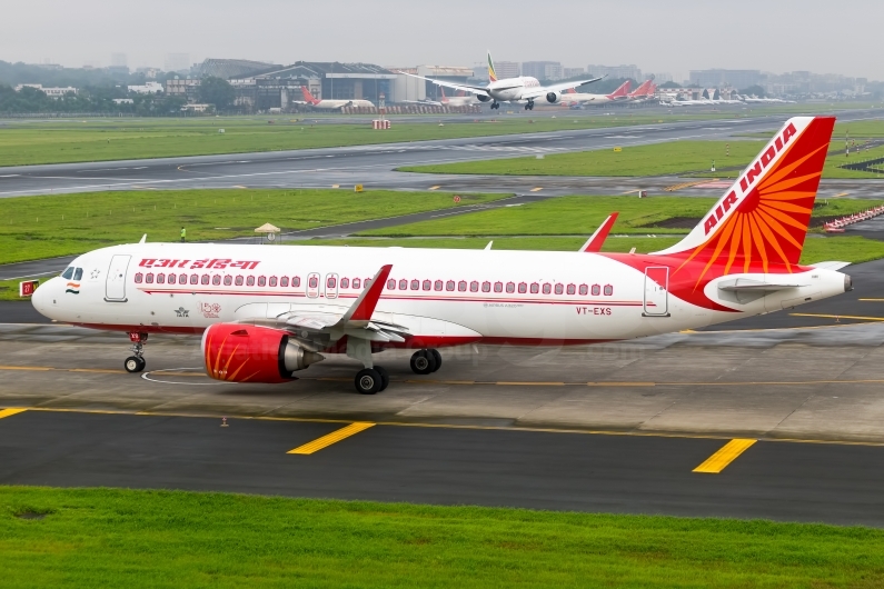 Air India Airbus A320-251N VT-EXS