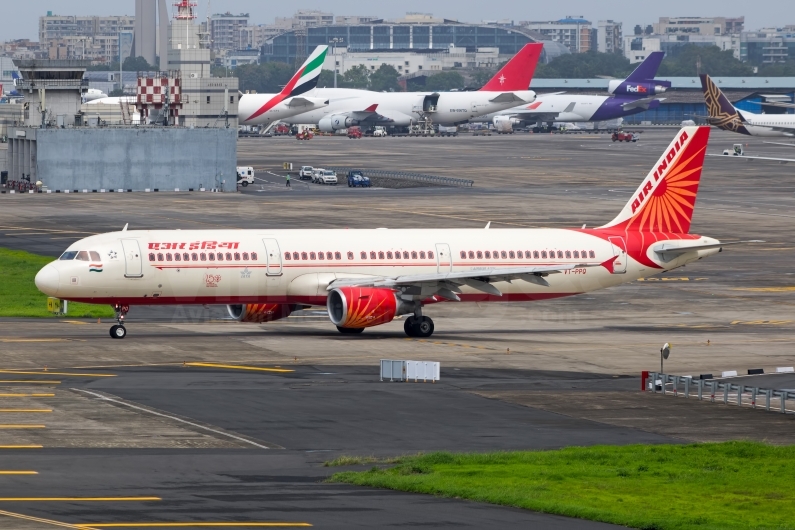 Air India Airbus A321-211 VT-PPQ