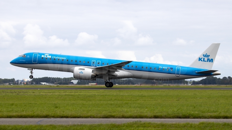 KLM Cityhopper Embraer E195-E2 (ERJ 190-400 STD) PH-NXD