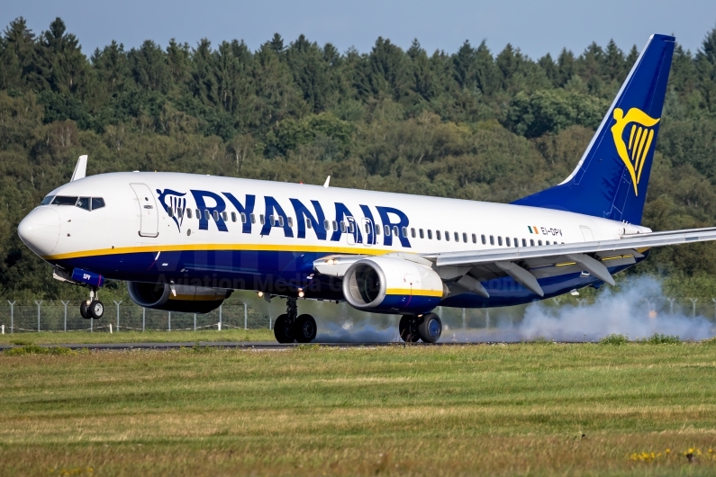 Ryanair Boeing 737-8AS(WL) EI-DPV