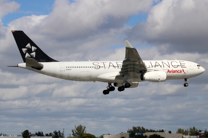 Avianca Airbus A330-243 N342AV