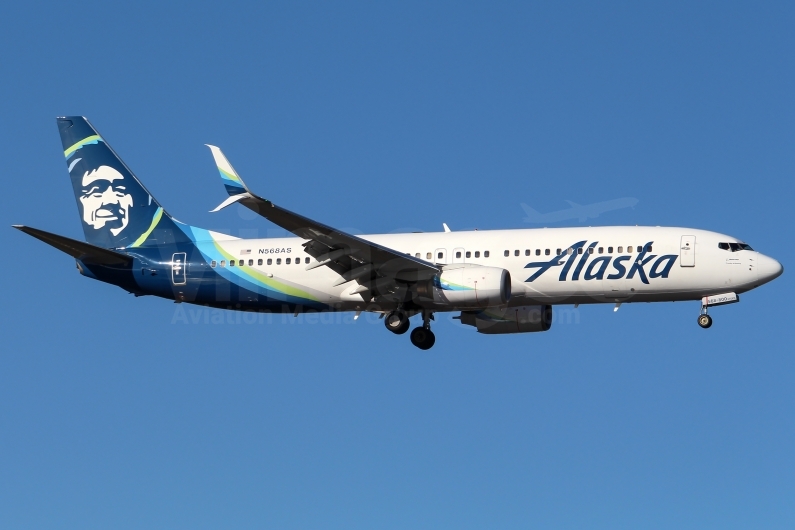 Alaska Airlines Boeing 737-890(WL) N568AS – v1images Aviation Media