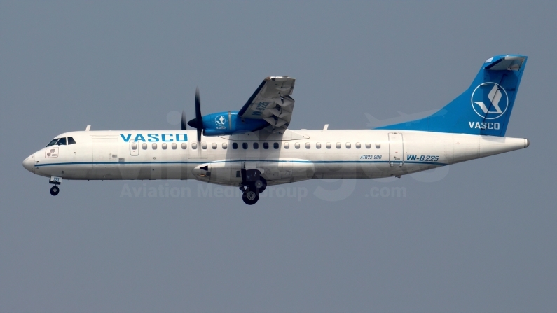 Vasco - Vietnam Air Services Company ATR 72-500 (72-212A) VN-B225