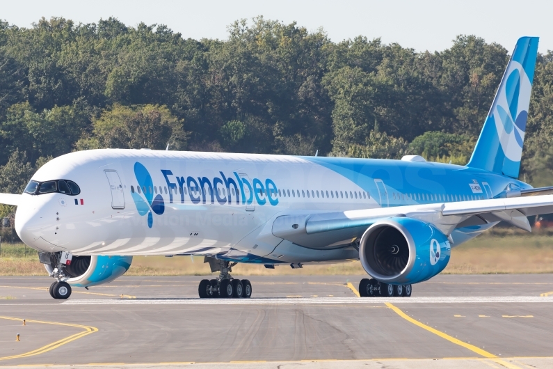 FrenchBee Airbus A350-1041 cn 539 F-WZNN / F-HMIX