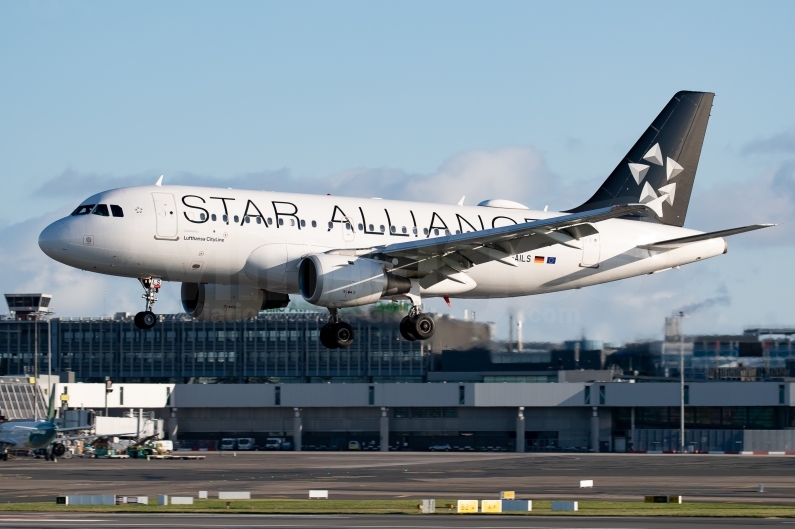 Lufthansa Cityline Airbus A319-114 D-AILS