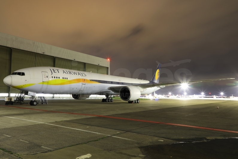 IAG Aero Group (Jet Airways) Boeing 777-35R(ER) N377CL