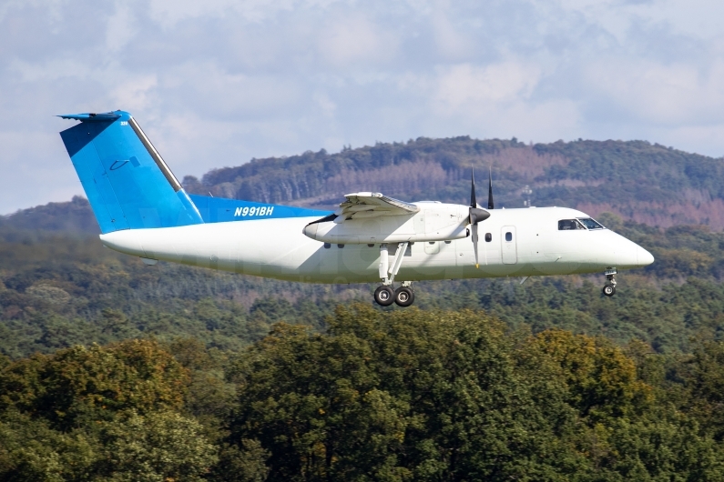 Bighorn Airways De Havilland Canada Dash 8-106 N991BH