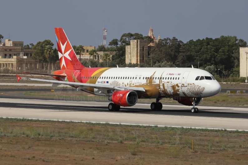 Malta MedAir Airbus A320 214 9H AEO V1images Aviation Media   V1 7427 A320 9H AEO Malta MedAir 795x530 