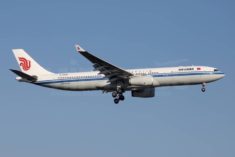 Air China Airbus A330-343 B-5906