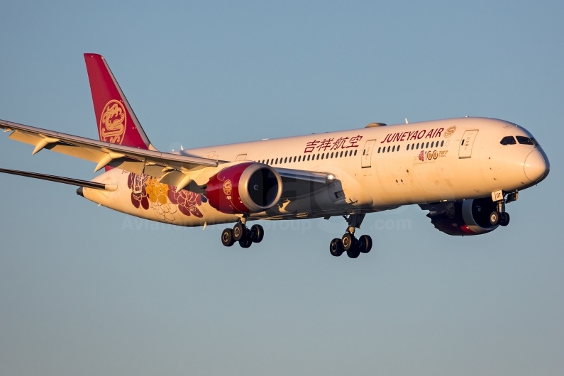 Juneyao Airlines Boeing 787-9 Dreamliner B-20DT