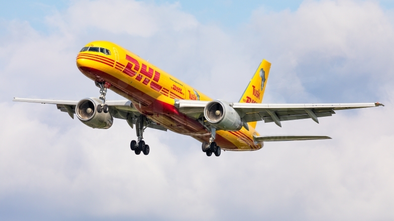 DHL Air Boeing 757-236(PCF) G-DHKG