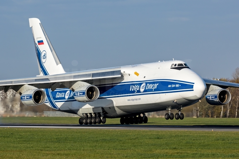 Volga-Dnepr Antonov An-124-100 RA-82043