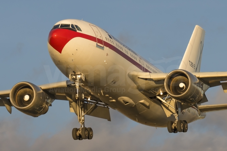 Fuerza Aerea Española (Spanish Air Force) Airbus A310-304 T.22-2