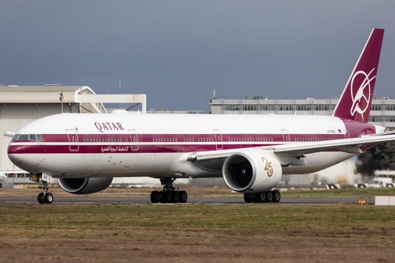 Qatar Airways Boeing 777-3DZ(ER) A7-BAC