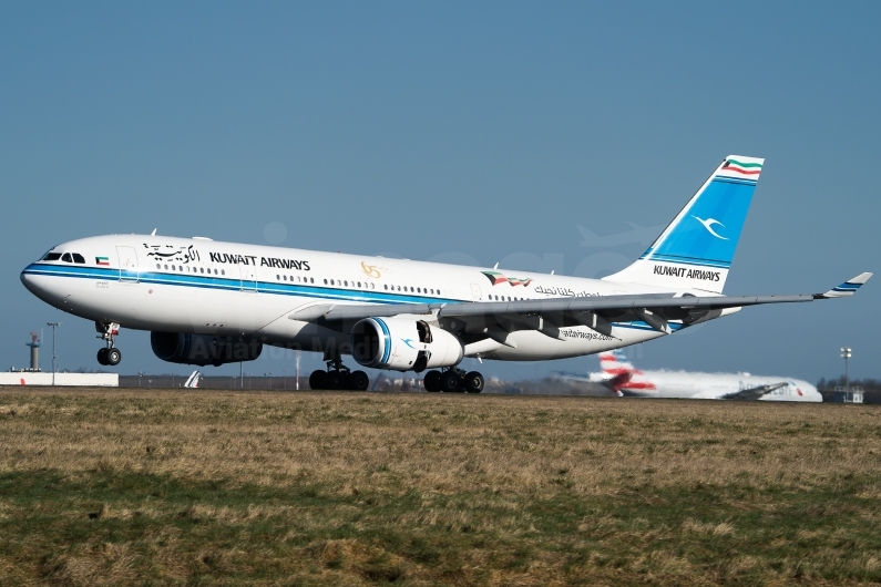 Kuwait Airways Airbus A330-243 9K-APD