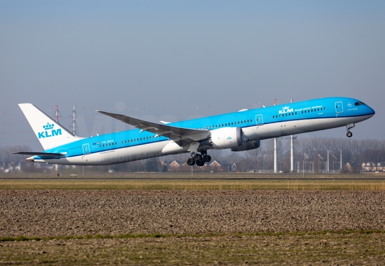 KLM Royal Dutch Airlines Boeing 787-10 Dreamliner PH-BKG