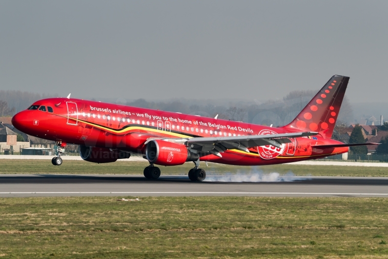 Brussels Airlines Airbus A320-214 OO-SNA