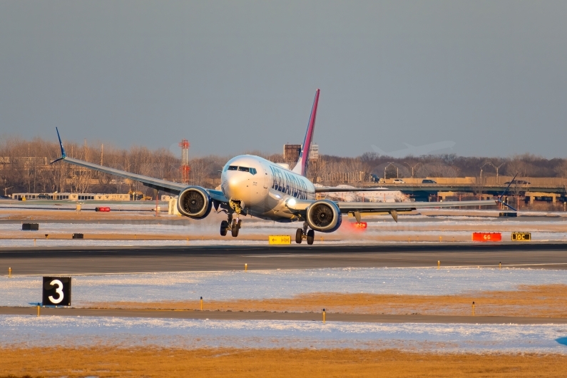 Icelandair Boeing 737-8 MAX TF-ICU