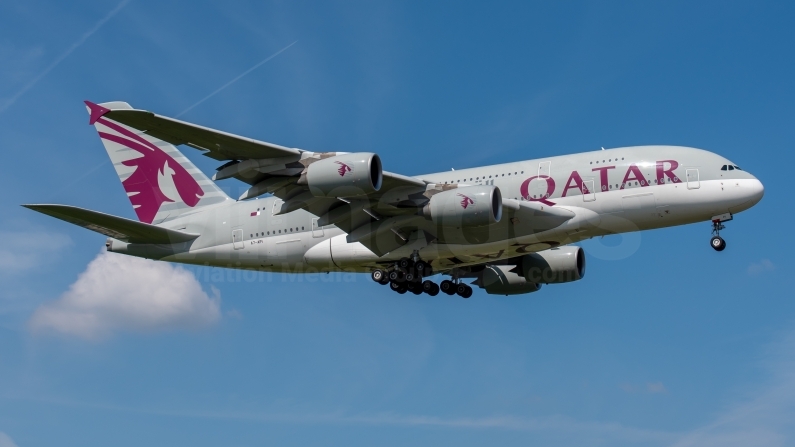 Qatar Airways Airbus A380-861 A7-API