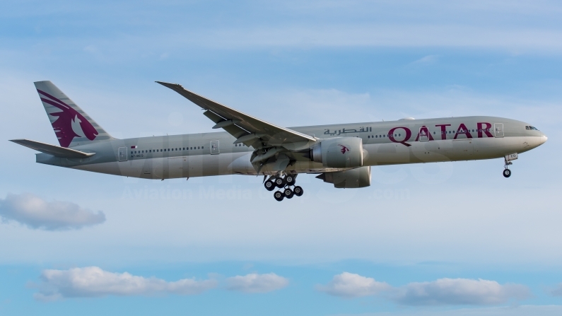 Qatar Airways Boeing 777-3DZ(ER) A7-BEQ