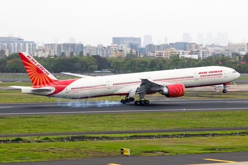 Air India Boeing 777-337(ER) VT-ALU