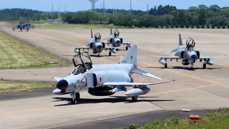 Japan Air Self-Defence Force (JASDF) McDonnell Douglas RF-4EJ Kai Phantom II 57-8355