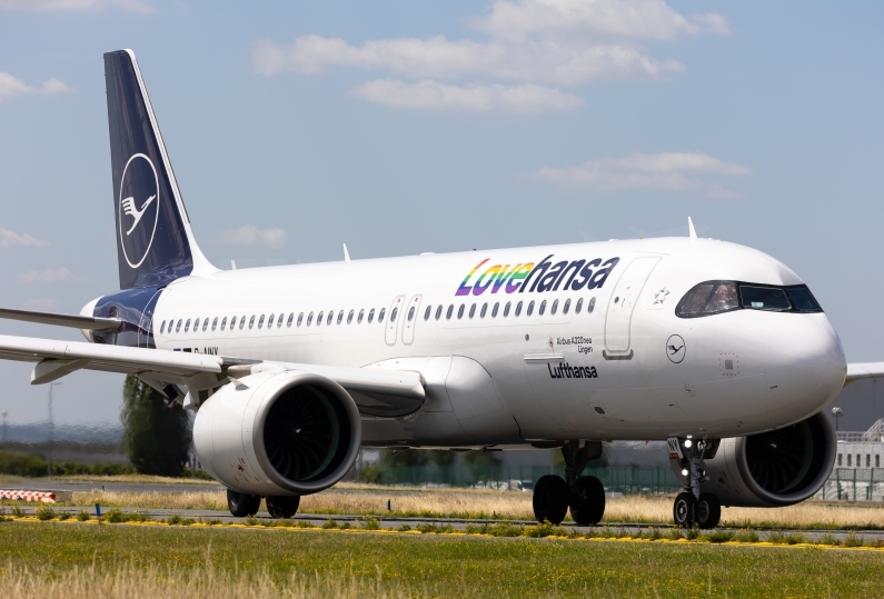 Lufthansa Airbus A320-271N D-AINY