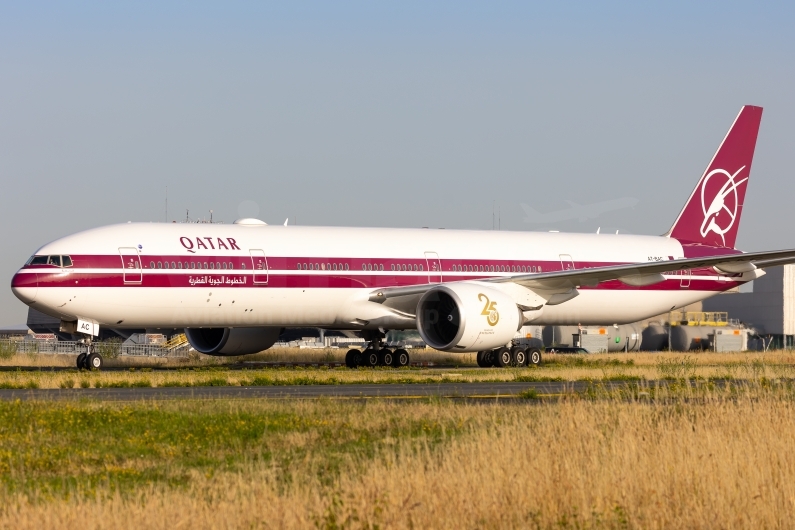 Qatar Airways Boeing 777-3DZ(ER) A7-BAC