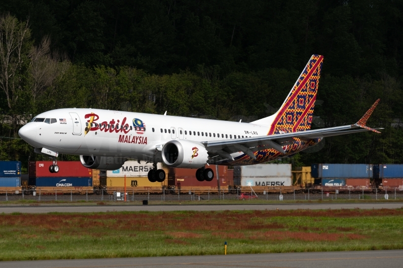 Batik Air Malaysia Boeing 737 8 Max 9m Lrg V1images Aviation Media 1537