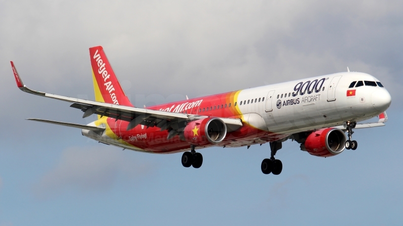 VietJetAir Airbus A321-211(WL) VN-A651