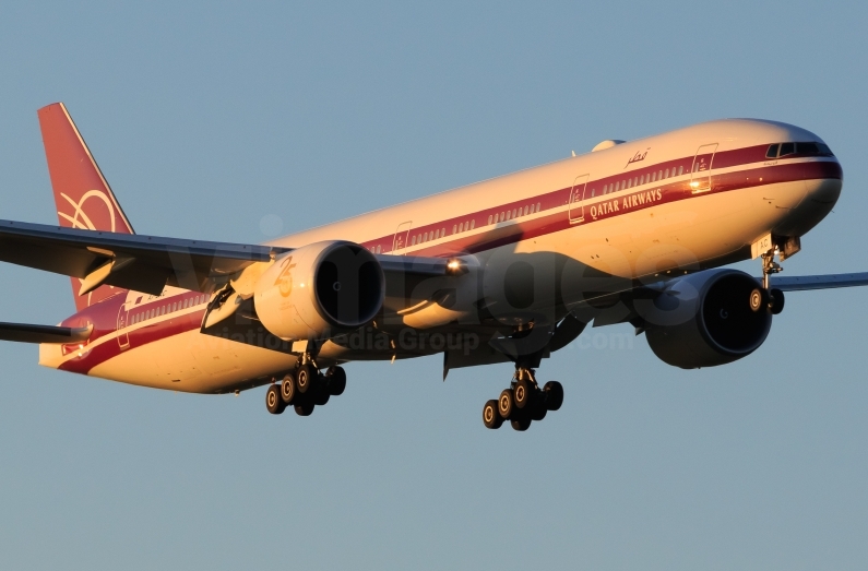 Qatar Airways Boeing 777-3DZ(ER) A7-BAC