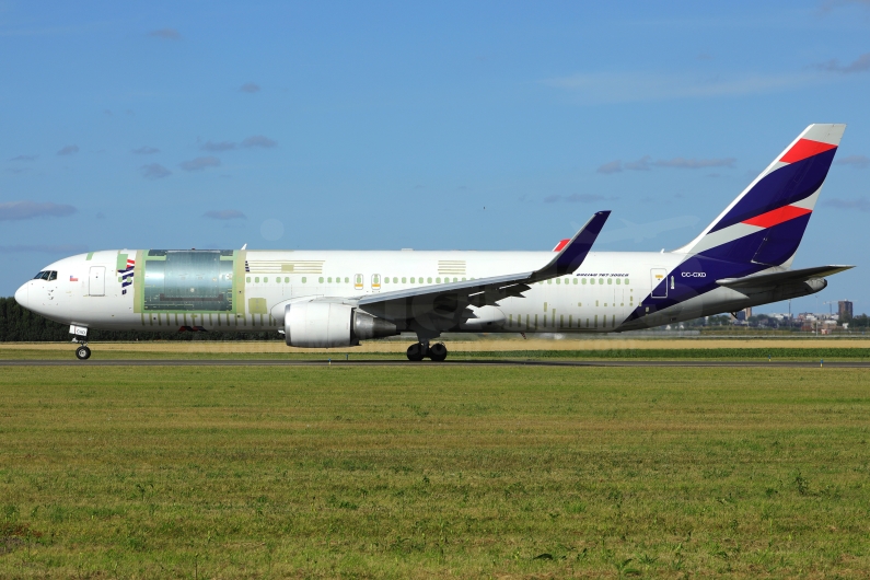 LATAM Cargo Colombia Boeing 767-316ER(BCF)(WL) CC-CXD