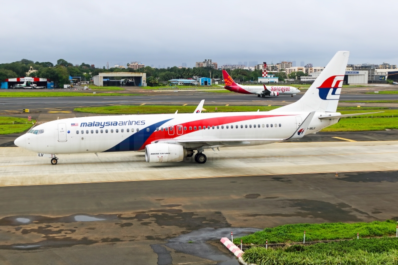 Malaysia Airlines Boeing 737-8H6(WL) 9M-MLV