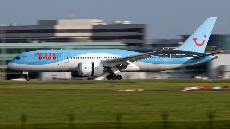 TUI Airways Boeing 787-8 Dreamliner G-TUIC