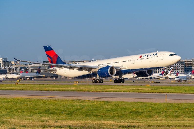 Delta Air Lines Airbus A330-941 N409DX