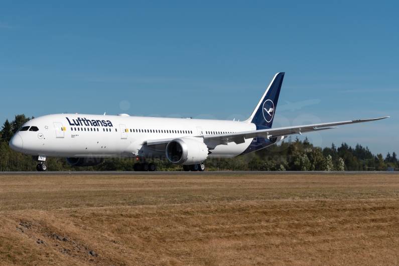 Lufthansa Boeing 787-9 Dreamliner D-ABPA