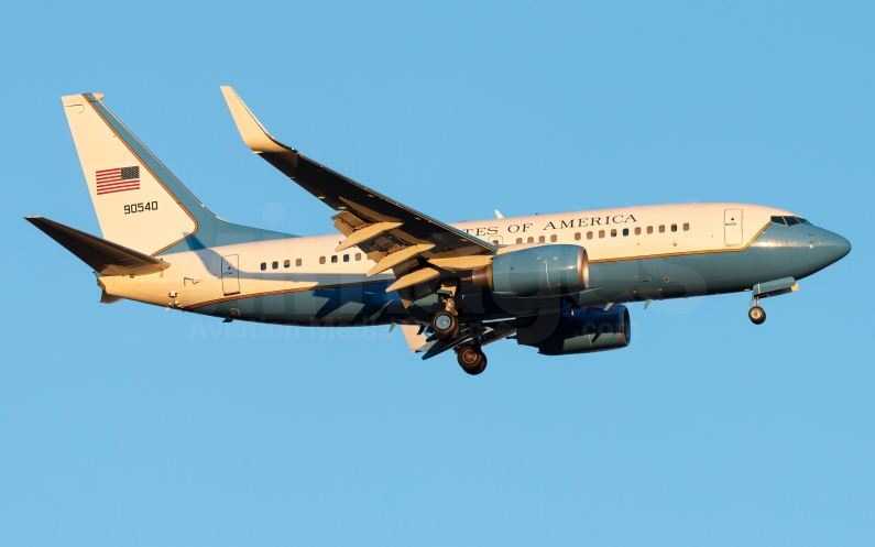 United States - US Air Force (USAF) Boeing C-40C (737-7DM(WL) BBJ) 09-0540