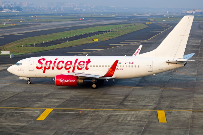 SpiceJet Boeing 737-7GL(WL) VT-SLB