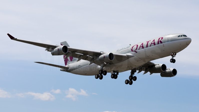 Qatar Amiri Flight Airbus A340-211 A7-HHK