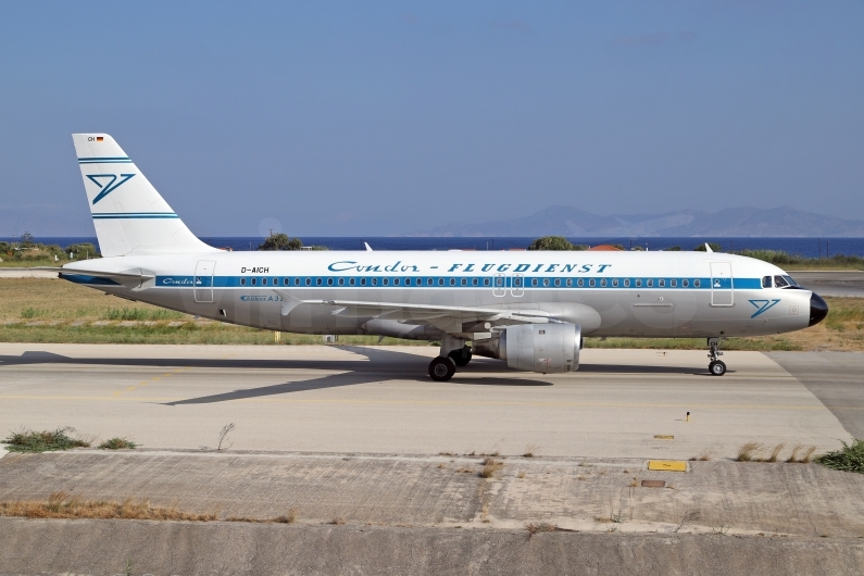 Condor Airbus A320-212 D-AICH