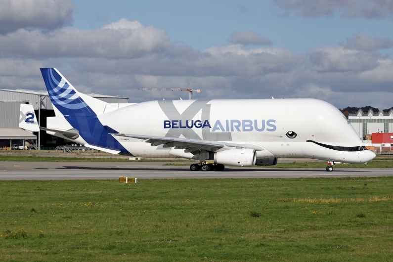 Airbus Transport International Airbus A330-743L Beluga XL F-GXLH ...