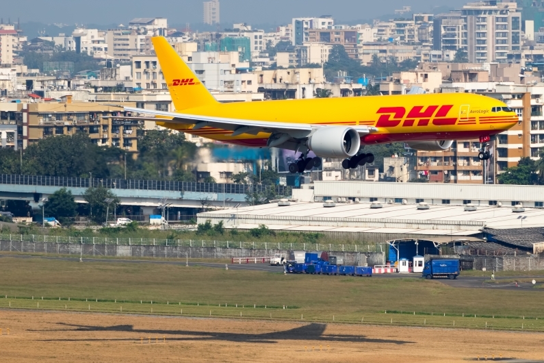 DHL Boeing 777-F D-AALT