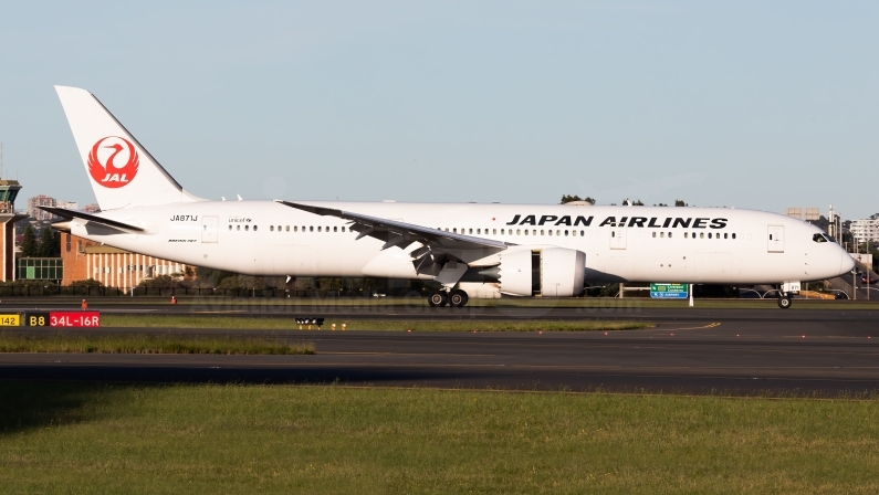 Japan Airlines Boeing 787-9 Dreamliner JA871J