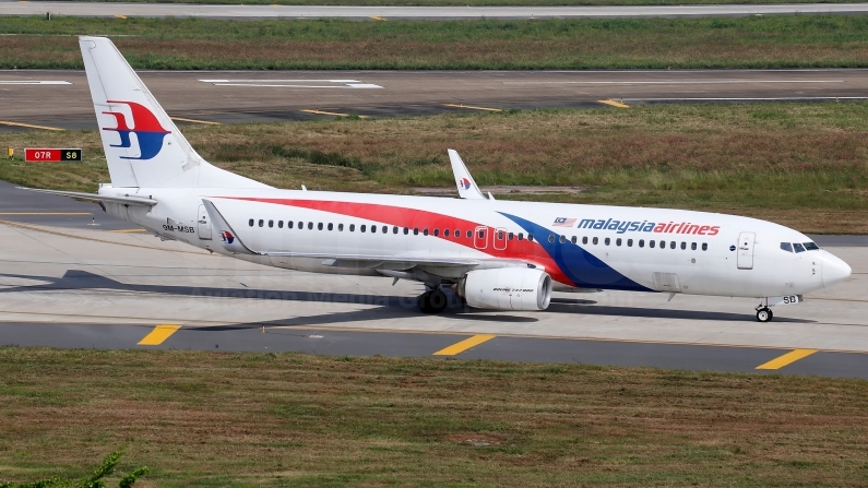 Malaysia Airlines Boeing 737-8H6(WL) 9M-MSB