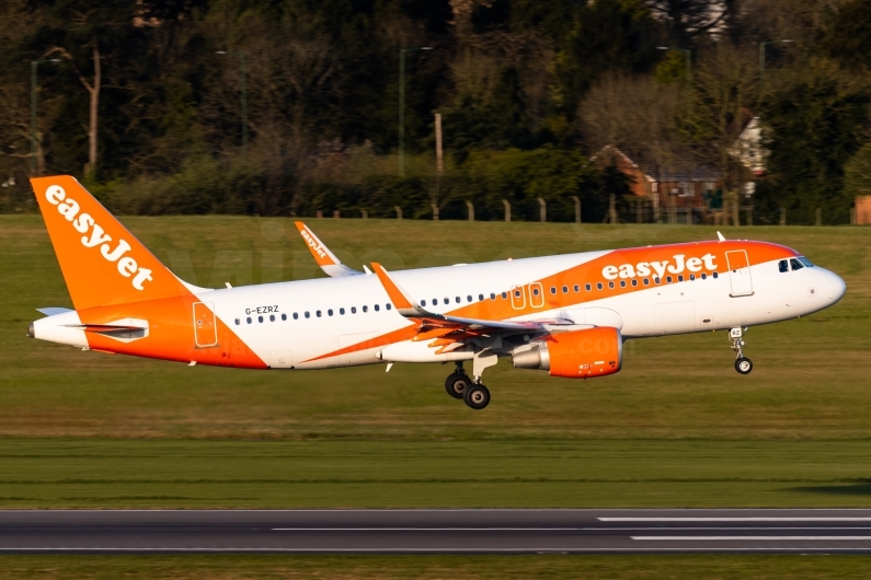 easyJet Airbus A320-214(WL) G-EZRZ