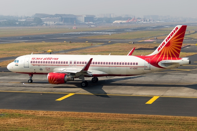 Air India Airbus A320-214(WL) VT-EXC