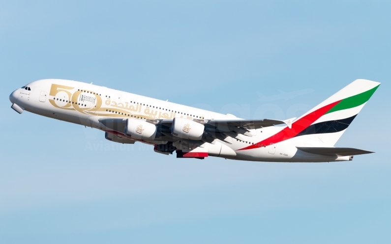 Emirates Airbus A380-861 A6-EOE