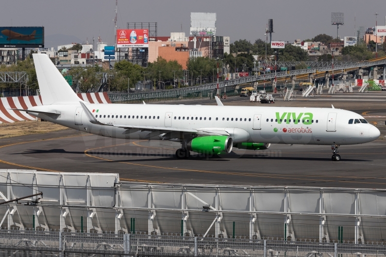 Viva Aerobus Airbus A321-231(WL) XA-VBT