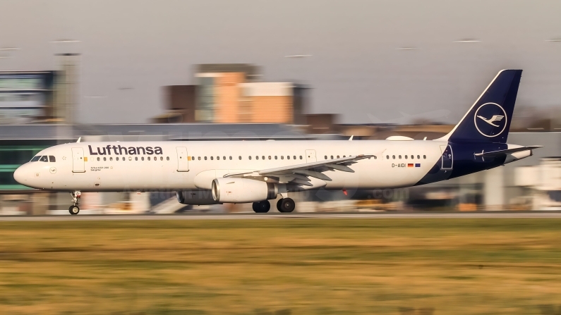 Lufthansa Airbus A321-231 D-AIDI